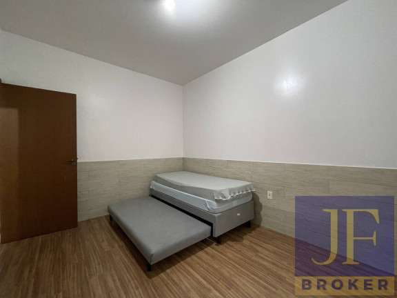 Imagem Casa com 3 Quartos à Venda, 250 m² em Florianópolis Imagem Casa com 3 Quartos à Venda, 250 m² em Florianópolis
