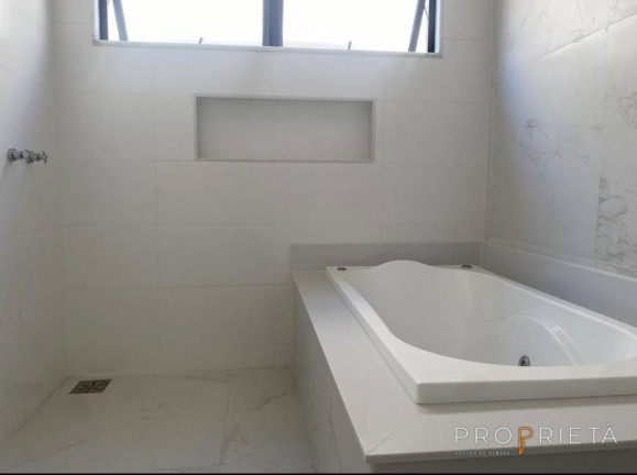 Imagem Casa de Condomínio com 4 Quartos à Venda, 300 m² em Barra Da Tijuca - Rio De Janeiro