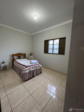 Imagem Casa com 3 Quartos à Venda, 308 m² em Alto Limoeiro - Patos De Minas