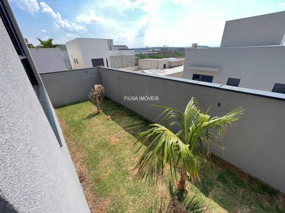 Imagem Casa com 4 Quartos à Venda, em Vila Do Golf - Ribeirão Preto Imagem Casa com 4 Quartos à Venda, em Vila Do Golf - Ribeirão Preto