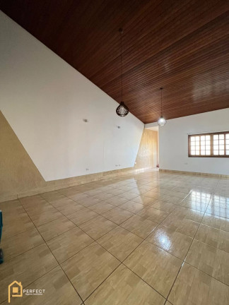 Imagem Casa com 5 Quartos à Venda, 280 m² em Alto Do Cristo - Taubaté Imagem Casa com 5 Quartos à Venda, 280 m² em Alto Do Cristo - Taubaté