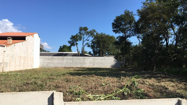 Imagem Terreno à Venda, 720 m² em Jardim Dos Pinheiros - Atibaia Imagem Terreno à Venda, 720 m² em Jardim Dos Pinheiros - Atibaia