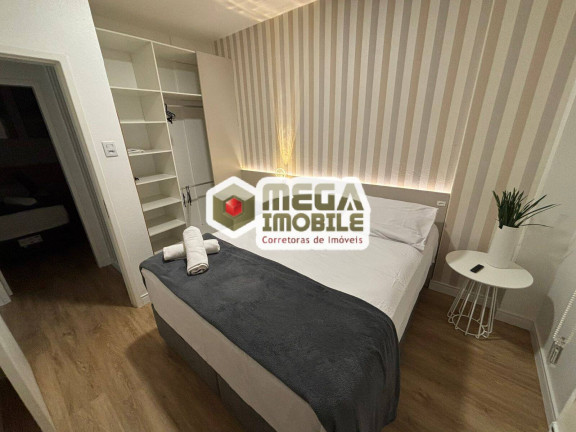 Imagem Apartamento com 3 Quartos à Venda, 65 m² em Centro - Florianópolis Imagem Apartamento com 3 Quartos à Venda, 65 m² em Centro - Florianópolis