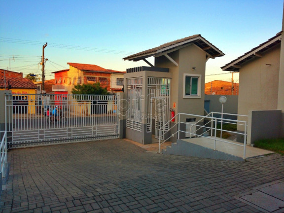 Casa de Condomínio com 3 Quartos à Venda, 80 m² em Mondubim - Fortaleza