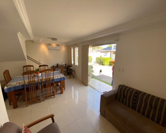 Imagem Casa com 4 Quartos à Venda,  em Buraquinho - Lauro De Freitas