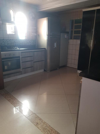 Imagem Casa com 3 Quartos à Venda, 180 m² em Parque Dos Maias Imagem Casa com 3 Quartos à Venda, 180 m² em Parque Dos Maias