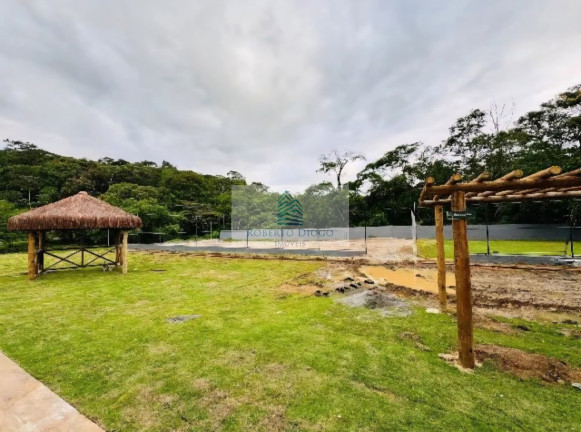 Terreno à Venda, 360 m² em Várzea Das Moças - Niterói