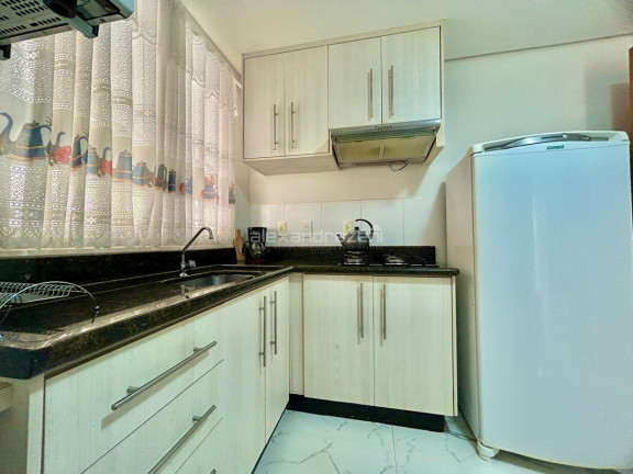 Imagem Apartamento com 1 Quarto à Venda, 40 m² em Bombas - Bombinhas