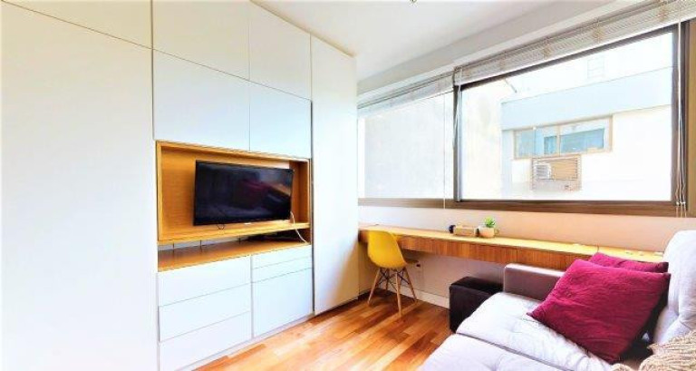 Imagem Apartamento com 1 Quarto à Venda, 30 m² em Centro Historico - Porto Alegre Imagem Apartamento com 1 Quarto à Venda, 30 m² em Centro Historico - Porto Alegre