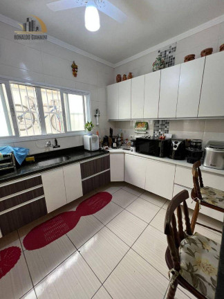 Imagem Sobrado com 2 Quartos à Venda, 90 m² em Vila Guilhermina - Praia Grande Imagem Sobrado com 2 Quartos à Venda, 90 m² em Vila Guilhermina - Praia Grande
