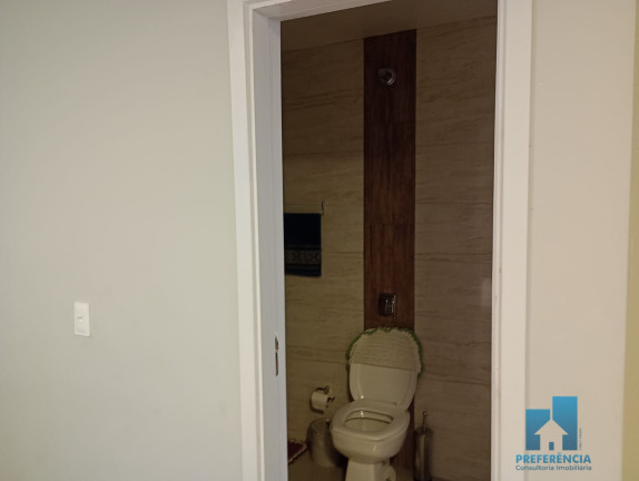 Imagem Casa com 3 Quartos à Venda, 240 m² em Uvaranas - Ponta Grossa Imagem Casa com 3 Quartos à Venda, 240 m² em Uvaranas - Ponta Grossa