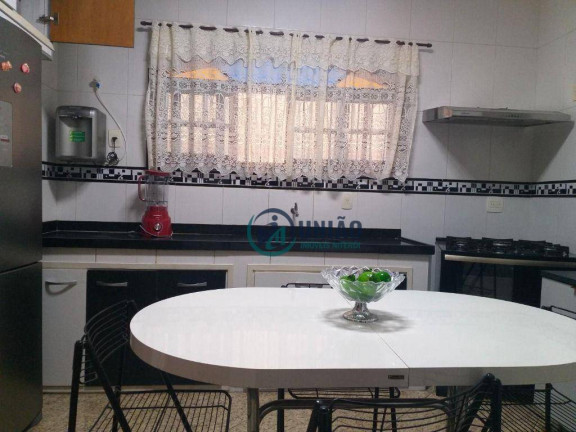 Imagem Casa com 2 Quartos à Venda, 200 m² em Barreto - Niterói Imagem Casa com 2 Quartos à Venda, 200 m² em Barreto - Niterói