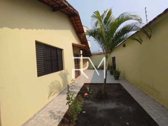Imagem Casa com 3 Quartos à Venda, 161 m² em Vila Anhanguera - Mongaguá Imagem Casa com 3 Quartos à Venda, 161 m² em Vila Anhanguera - Mongaguá