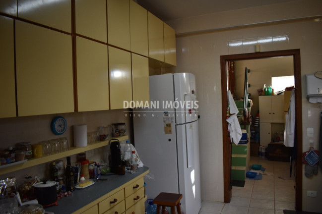 Imagem Casa com 4 Quartos à Venda, 442 m² em Região Do Alto Da Vila Inglesa - Campos Do Jordão Imagem Casa com 4 Quartos à Venda, 442 m² em Região Do Alto Da Vila Inglesa - Campos Do Jordão