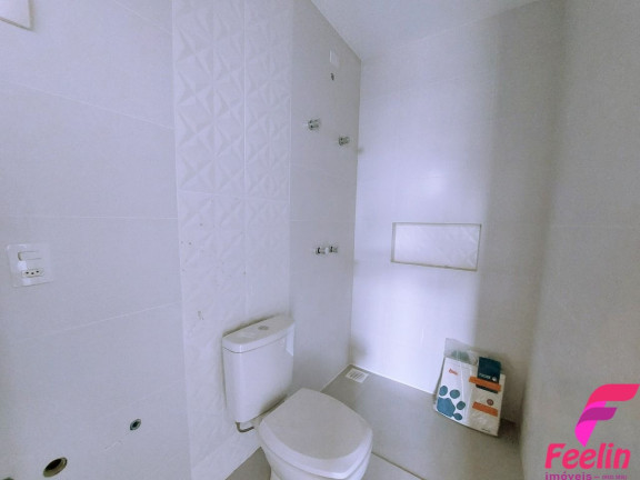 Imagem Casa com 3 Quartos à Venda, 127 m² em Campeche - Florianópolis Imagem Casa com 3 Quartos à Venda, 127 m² em Campeche - Florianópolis