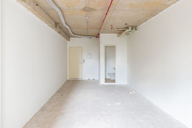 Sala Comercial à Venda, 37 m² em Liberdade - São Paulo