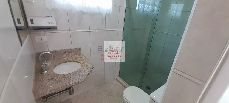 Imagem Sobrado com 2 Quartos para Alugar, 120 m² em Vila Nova Conceição - São Paulo