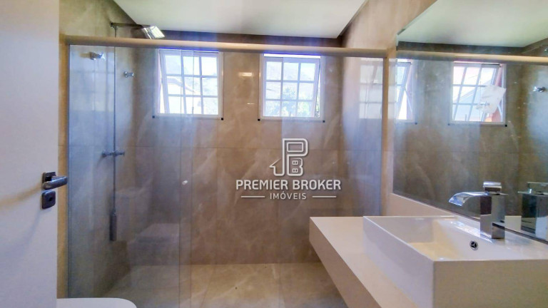 Imagem Casa com 4 Quartos à Venda, 263 m² em Iucas - Teresópolis Imagem Casa com 4 Quartos à Venda, 263 m² em Iucas - Teresópolis