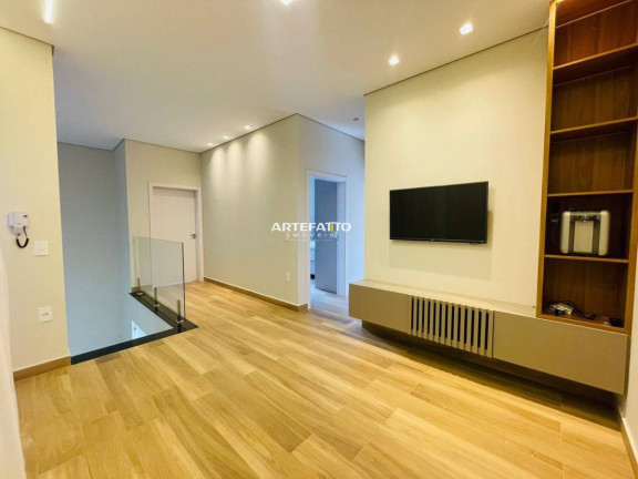 Imagem Sobrado com 4 Quartos à Venda, 250 m² Imagem Sobrado com 4 Quartos à Venda, 250 m²