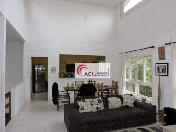 Imagem Casa com 4 Quartos à Venda, 205 m² em Granja Viana - Embu Das Artes Imagem Casa com 4 Quartos à Venda, 205 m² em Granja Viana - Embu Das Artes