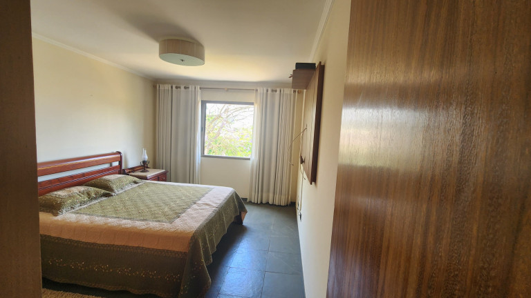 Imagem Apartamento com 3 Quartos à Venda, 145 m² em Centro - Serra Negra Imagem Apartamento com 3 Quartos à Venda, 145 m² em Centro - Serra Negra