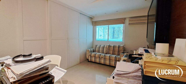 Imagem Apartamento com 3 Quartos à Venda, 156 m² em Laranjeiras - Rio De Janeiro Imagem Apartamento com 3 Quartos à Venda, 156 m² em Laranjeiras - Rio De Janeiro