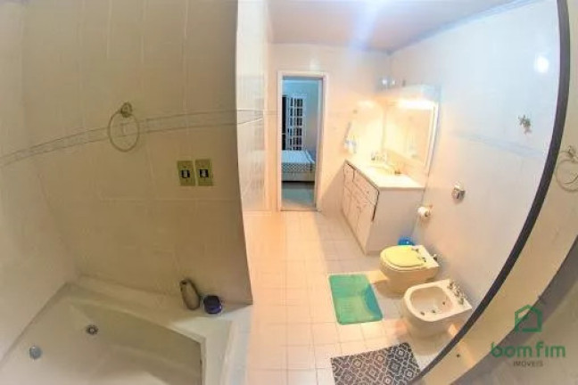 Imagem Casa com 4 Quartos à Venda, 298 m² em Espírito Santo - Porto Alegre Imagem Casa com 4 Quartos à Venda, 298 m² em Espírito Santo - Porto Alegre