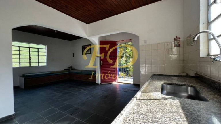 Imagem Chácara com 4 Quartos à Venda, 1.350 m² em Jundiaizinho (terra Preta) - Mairiporã Imagem Chácara com 4 Quartos à Venda, 1.350 m² em Jundiaizinho (terra Preta) - Mairiporã