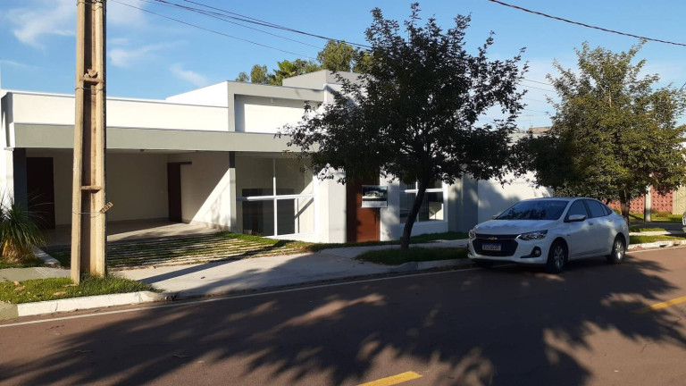 Imagem Casa com 3 Quartos à Venda, 231 m² em Jardim Imperial - Cuiabá Imagem Casa com 3 Quartos à Venda, 231 m² em Jardim Imperial - Cuiabá