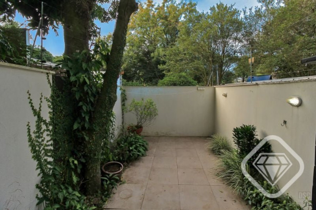 Imagem Casa com 3 Quartos à Venda, 178 m² em Ipanema - Porto Alegre Imagem Casa com 3 Quartos à Venda, 178 m² em Ipanema - Porto Alegre