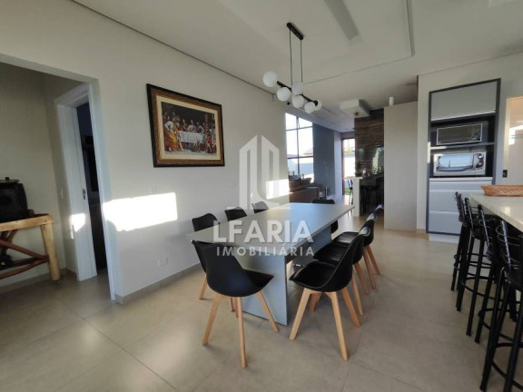 Imagem Sobrado com 5 Quartos à Venda, 232 m² em Itapema Do Saí - Itapoá Imagem Sobrado com 5 Quartos à Venda, 232 m² em Itapema Do Saí - Itapoá