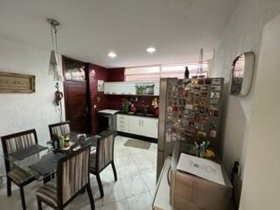 Imagem Casa com 4 Quartos à Venda, 280 m² em Botafogo - Rio De Janeiro Imagem Casa com 4 Quartos à Venda, 280 m² em Botafogo - Rio De Janeiro