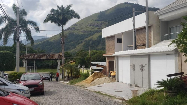 Imagem Imóvel com 2 Quartos à Venda, 160 m² em Campo Grande - Rio De Janeiro Imagem Imóvel com 2 Quartos à Venda, 160 m² em Campo Grande - Rio De Janeiro