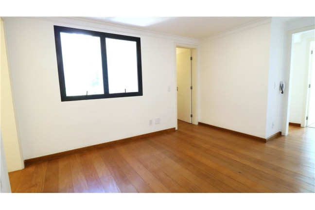 Imagem Imóvel com 3 Quartos à Venda, em Vila Andrade - São Paulo Imagem Imóvel com 3 Quartos à Venda, em Vila Andrade - São Paulo