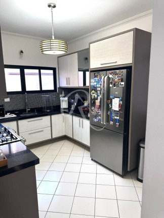 Imagem Casa com 4 Quartos à Venda, 313 m² em Vila Zezé - Jacareí