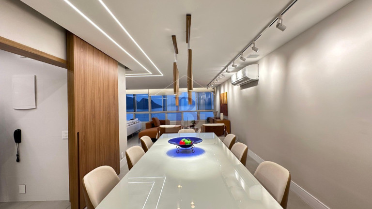 Imagem Imóvel com 4 Quartos à Venda, 250 m² em Icaraí - Niterói