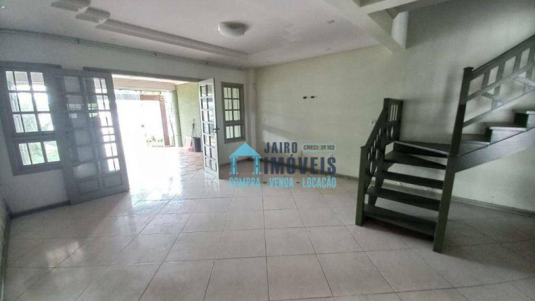 Imagem Sobrado com 3 Quartos à Venda, 180 m² em Centro - Tramandaí