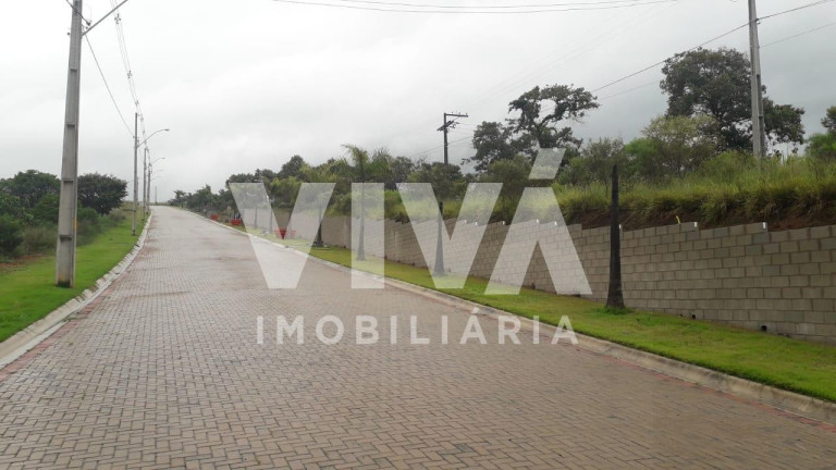 Imagem Terreno à Venda, 2.073 m² em Estrada De Toledo - Extrema