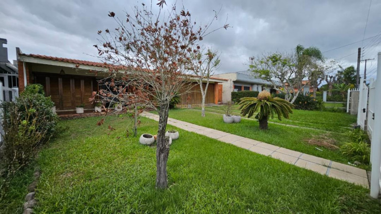 Imagem Casa com 4 Quartos à Venda, 264 m² em Atlântida - Xangri-lá Imagem Casa com 4 Quartos à Venda, 264 m² em Atlântida - Xangri-lá