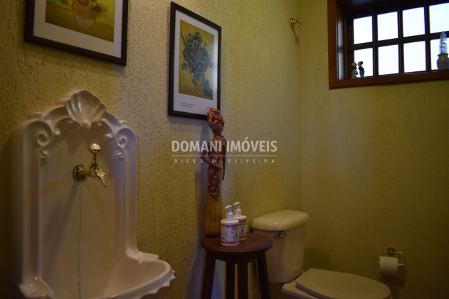 Imagem Casa com 4 Quartos à Venda, 195 m² em Região Do Parque Pedra Do Baú - Campos Do Jordão Imagem Casa com 4 Quartos à Venda, 195 m² em Região Do Parque Pedra Do Baú - Campos Do Jordão