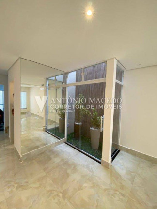 Imagem Casa com 4 Quartos à Venda, 200 m² em Bosque Da Saúde - São Paulo Imagem Casa com 4 Quartos à Venda, 200 m² em Bosque Da Saúde - São Paulo