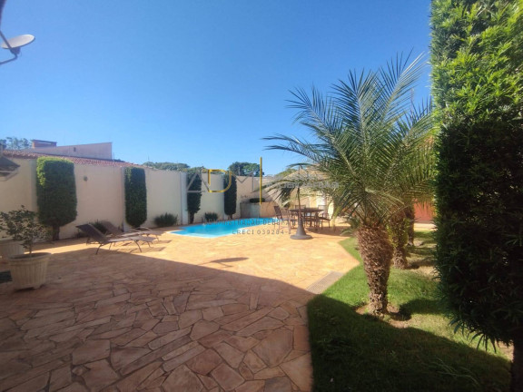 Imagem Casa com 3 Quartos à Venda, 240 m² em Vila Rodrigues Alves - Botucatu Imagem Casa com 3 Quartos à Venda, 240 m² em Vila Rodrigues Alves - Botucatu