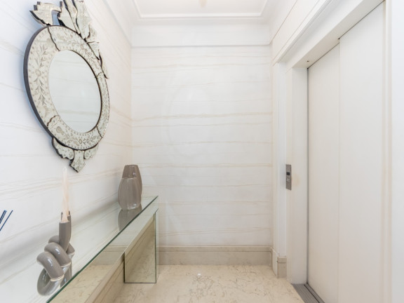 Imagem Apartamento com 3 Quartos à Venda, 243 m² em Moema - São Paulo