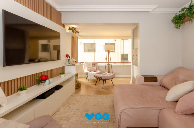 Imagem Imóvel com 3 Quartos à Venda, 127 m² em Petrópolis - Porto Alegre Imagem Imóvel com 3 Quartos à Venda, 127 m² em Petrópolis - Porto Alegre