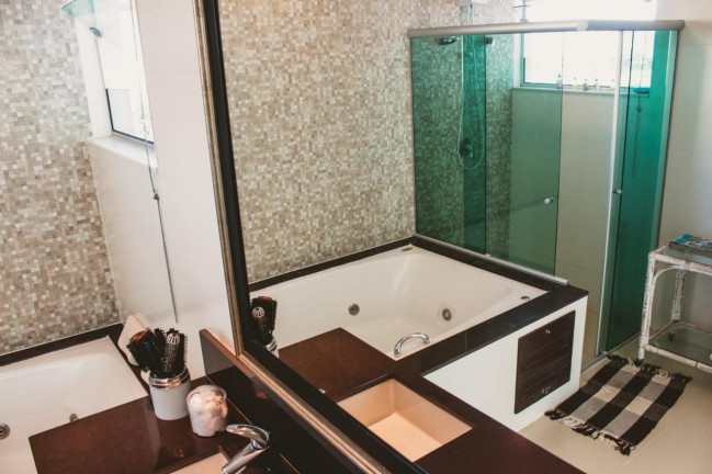 Imagem Casa com 5 Quartos à Venda ou Locação, 550 m² em Condomínio Residencial Jaguary - São José Dos Campos