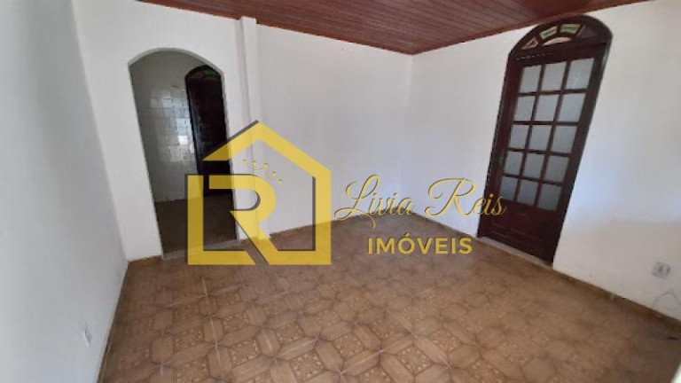 Imagem Casa com 2 Quartos à Venda, 210 m² em Centro - Rio Das Ostras