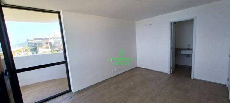 Imagem Apartamento com 3 Quartos à Venda, 130 m² em Piratininga - Niterói Imagem Apartamento com 3 Quartos à Venda, 130 m² em Piratininga - Niterói