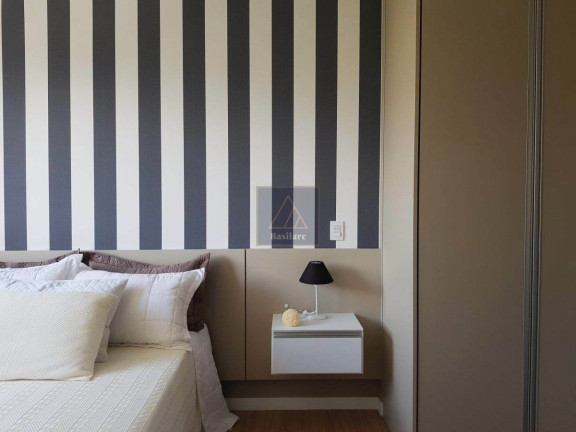 Imagem Apartamento com 3 Quartos à Venda, 77 m² em Mercês - Curitiba