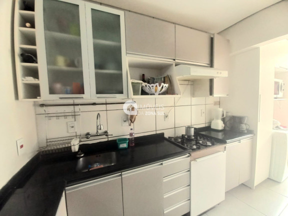 Imagem Casa com 3 Quartos à Venda, 53 m²