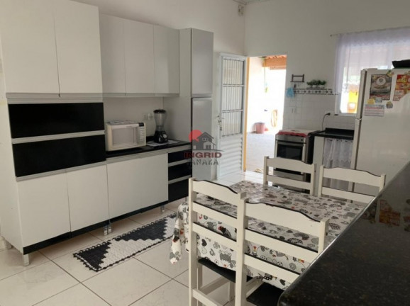 Imagem Casa com 2 Quartos à Venda, 250 m² em Belmira Novaes - Peruíbe Imagem Casa com 2 Quartos à Venda, 250 m² em Belmira Novaes - Peruíbe